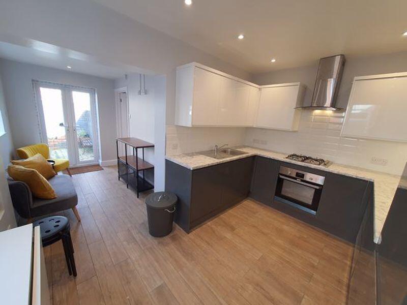 Kitchen/Communal