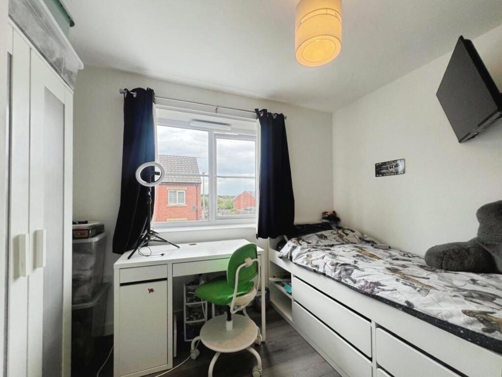 967e47d3--40F1-8604-B6C60109E6C6-54632-00000DFD284