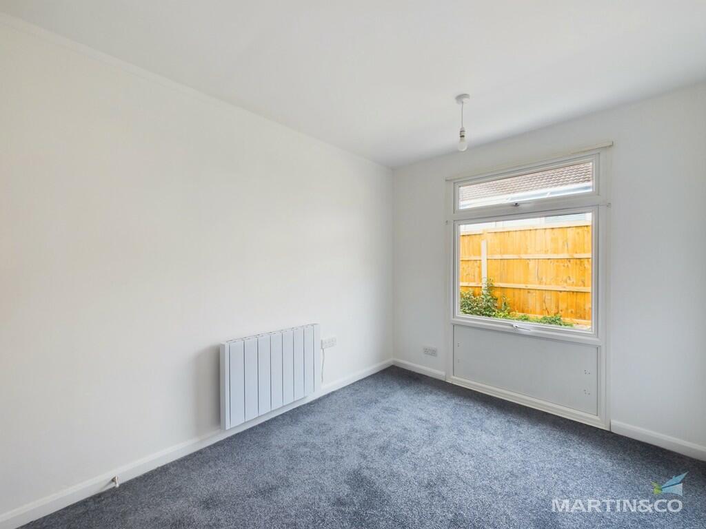 CAM03111G0-PR0172...