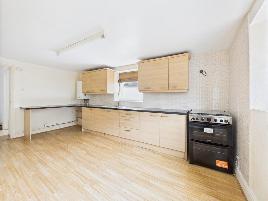 CAM03974G0-PR0158...