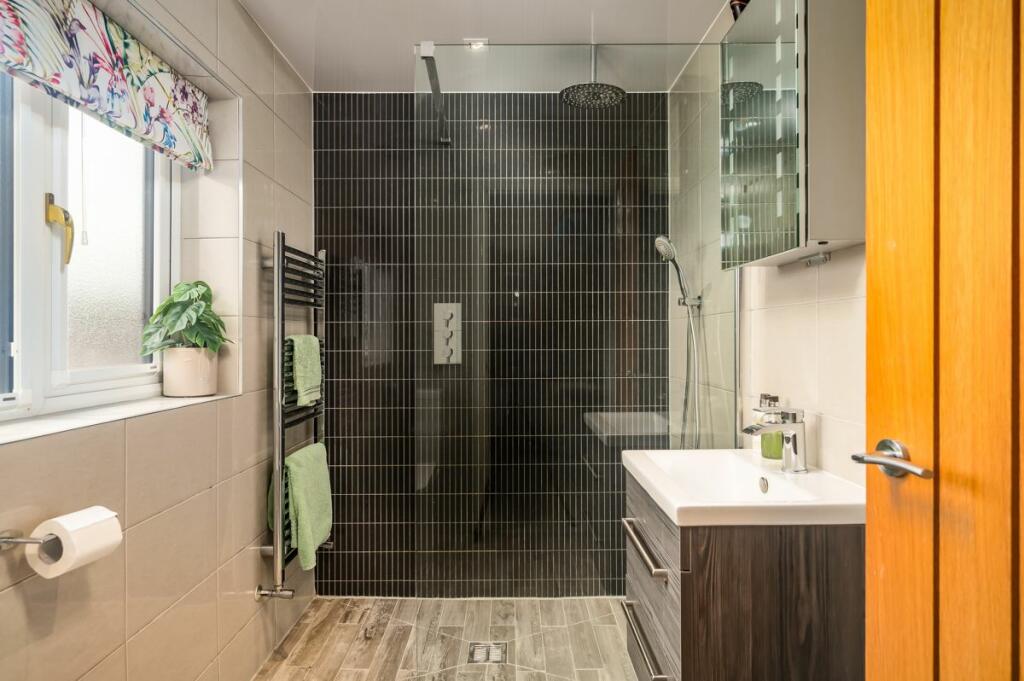 Bedroom Three Ensuite