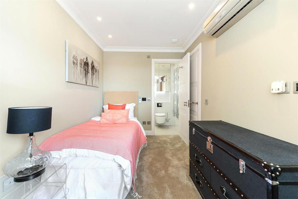 Picture No. 01