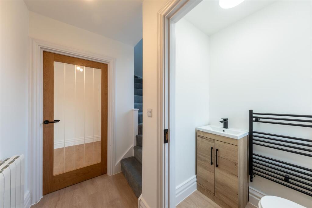 94 and 96 Pipers Lane-017.jpg