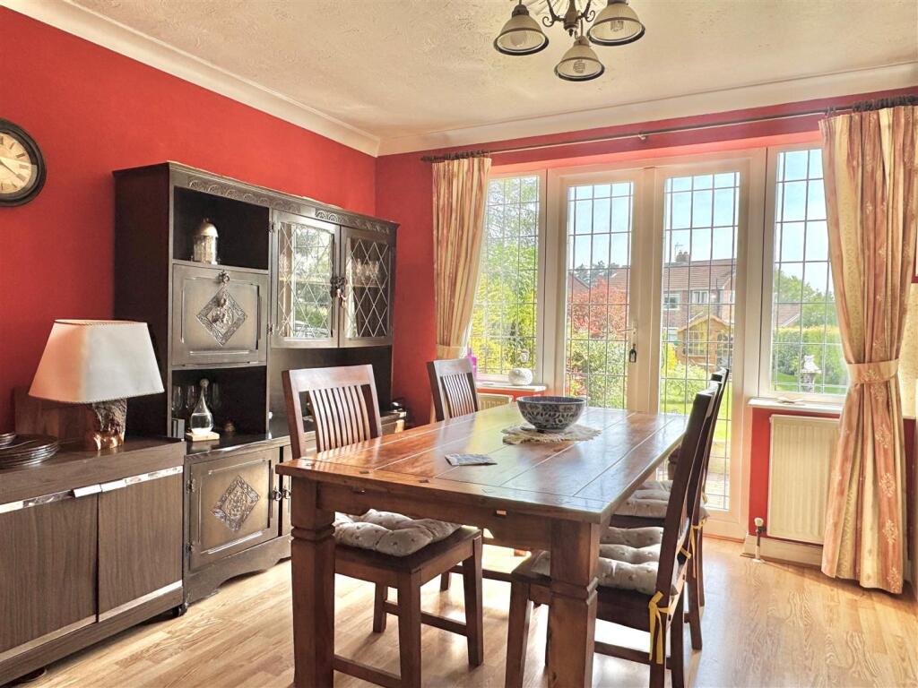 Westfield Cottage dining room.jpg