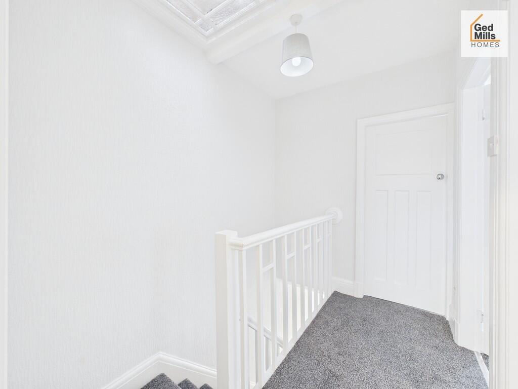 CAM04261G0-PR0104...