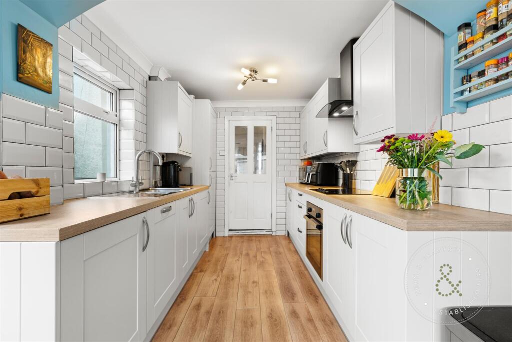 Treharris Street (10).jpg