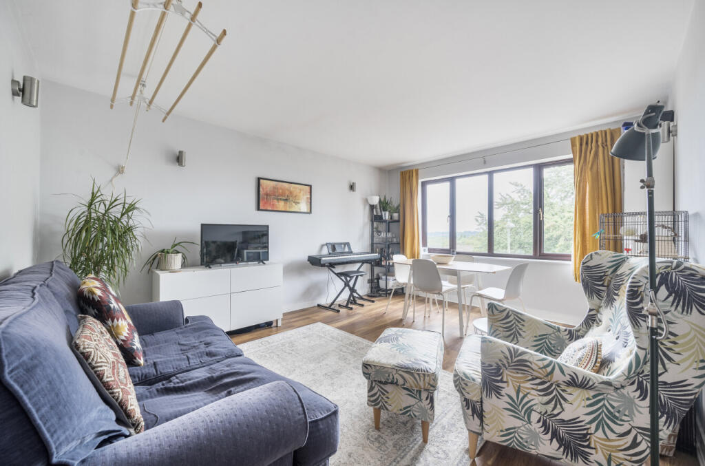 1331216-1-6888871...