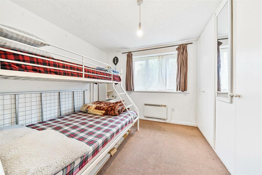Bedroom 2.jpg