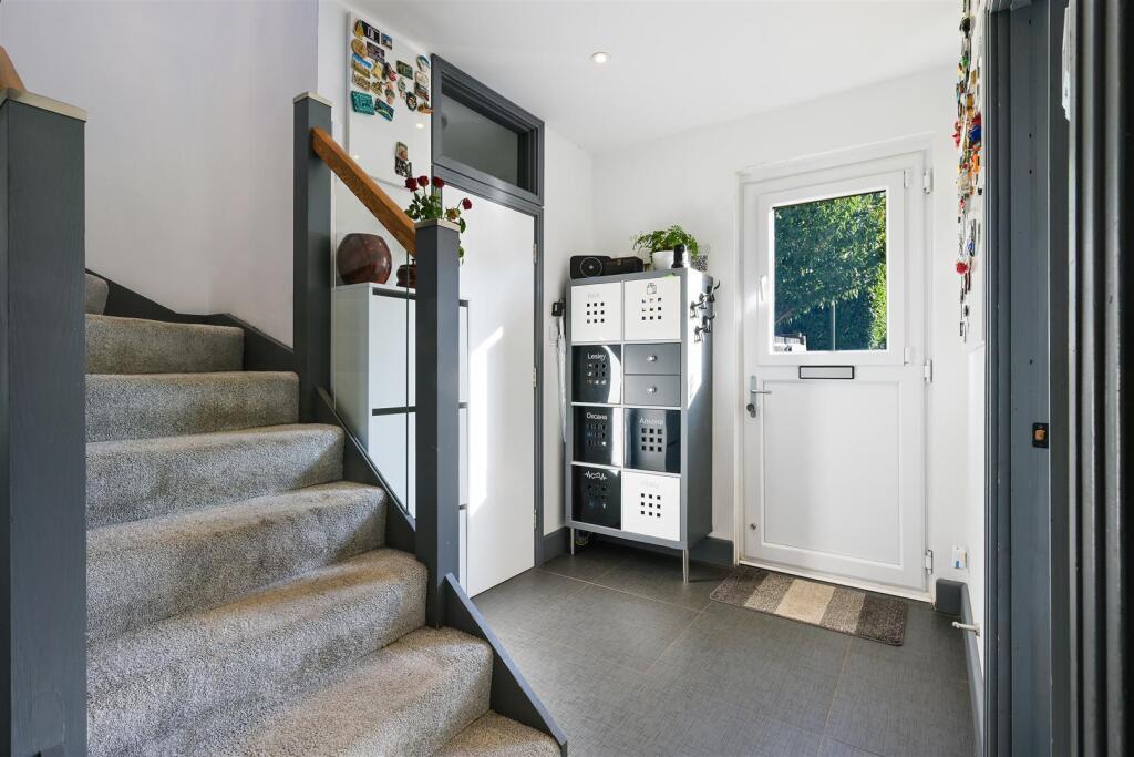 ASHCOMBE TERRACE, 12- (9).jpg