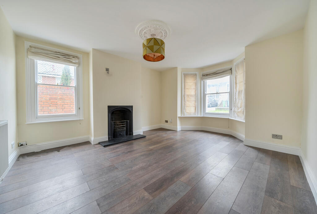 1358199-3-68e7964...