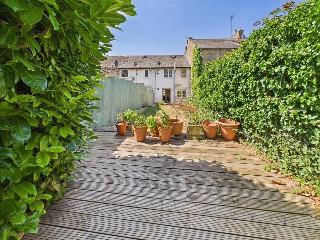 patio garden.jpg