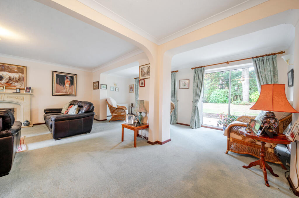 1349619-8-68beb8e...