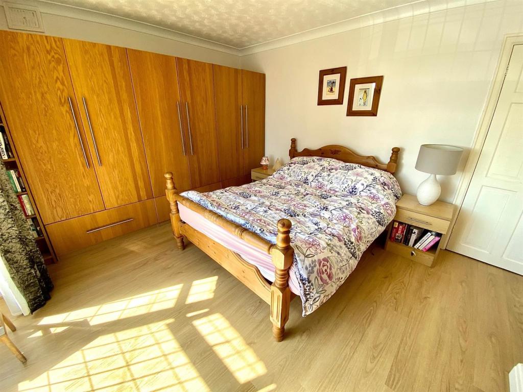 hudderfield road 214 bed 1 x 2.jpg