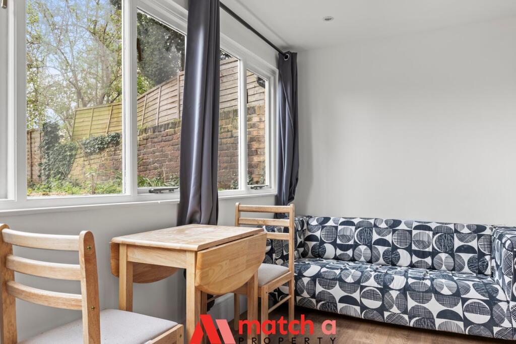 Mount Avenue, Ealing, London, W5