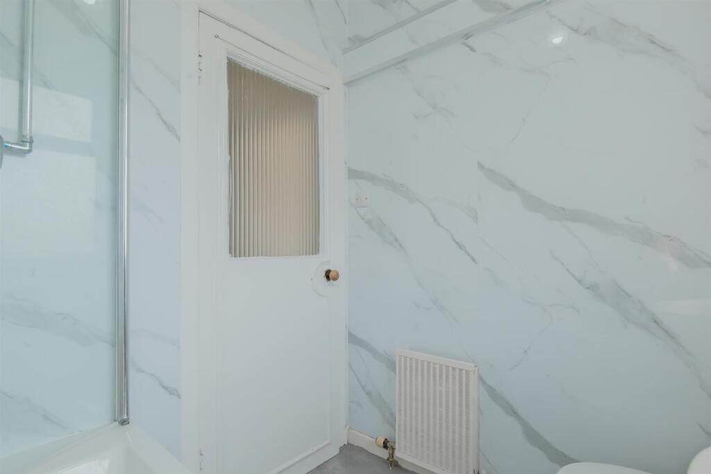 007-13 Earnock Avenue Motherwell, ML1 3EX.jpg