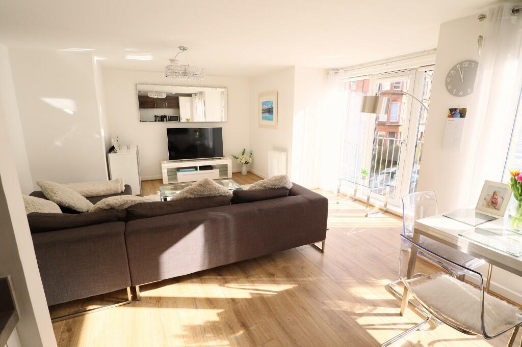 Lounge 3