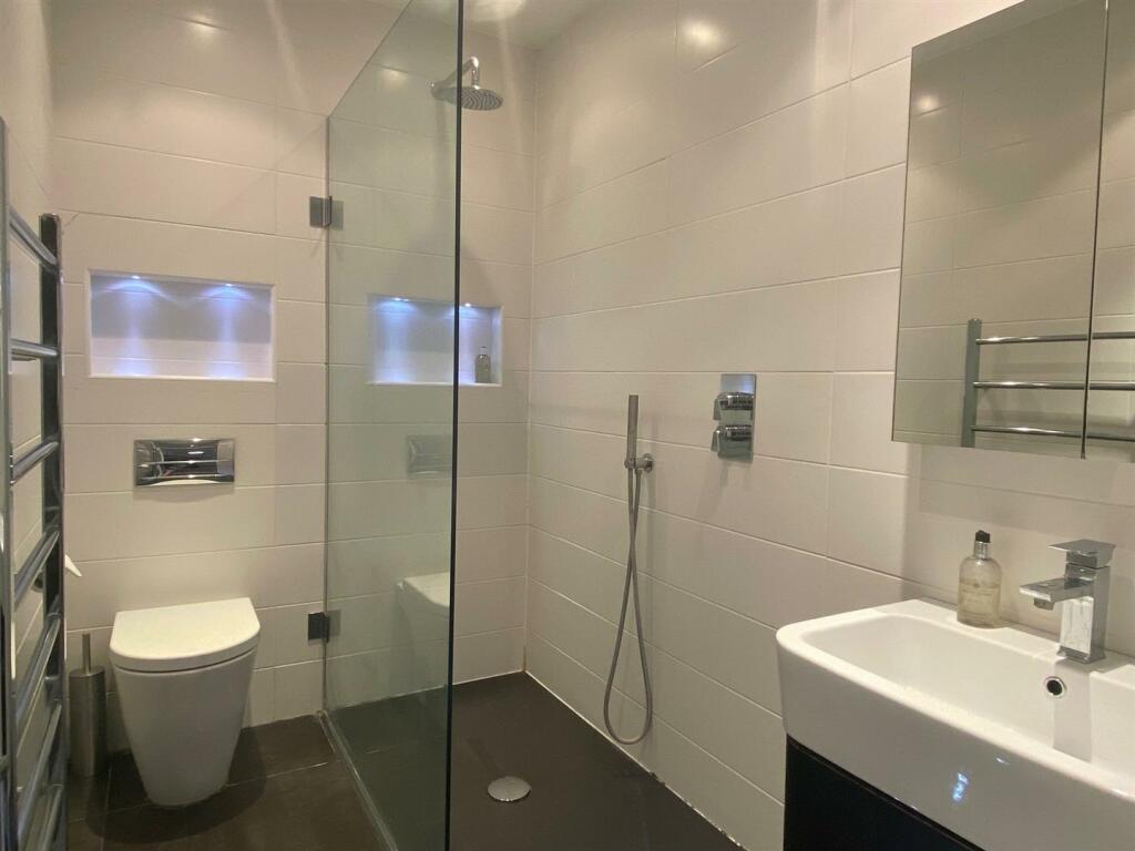 Rev 5 Egham Court.pdf.jpg