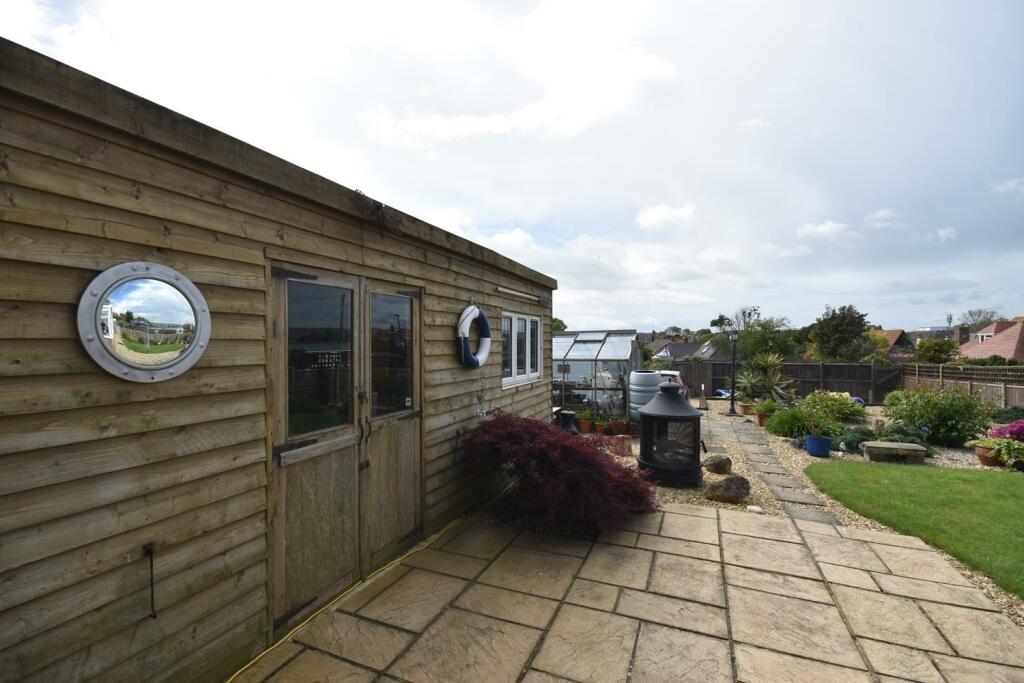 GARDEN CHALET.JPG