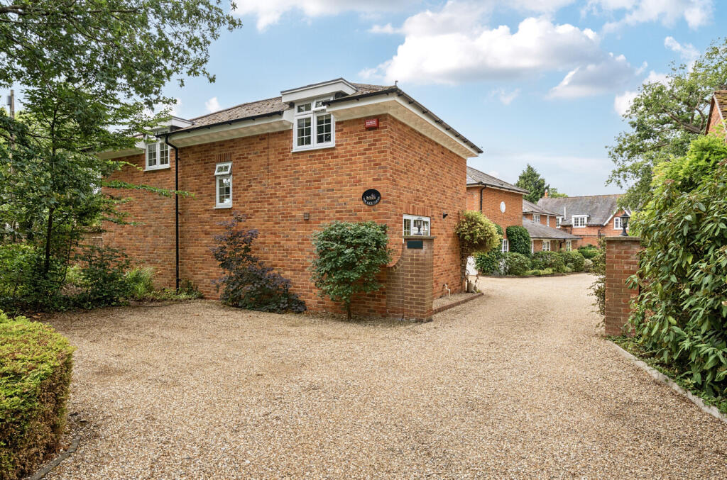 1327648-1-687f5d8...