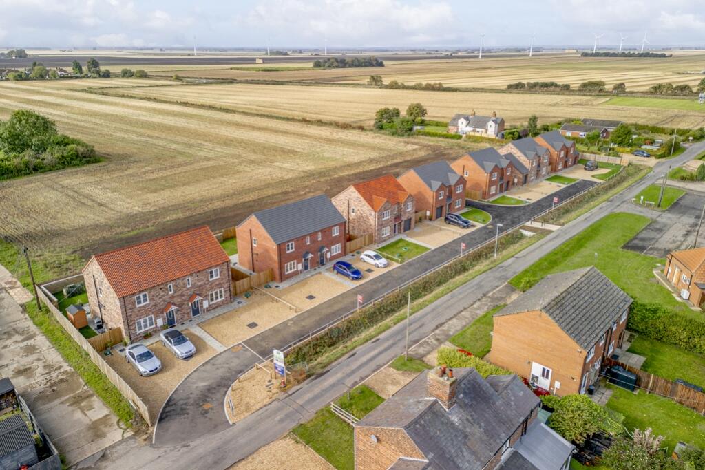 Campains Lane (Deeping St Nicholas) Aerials-1
