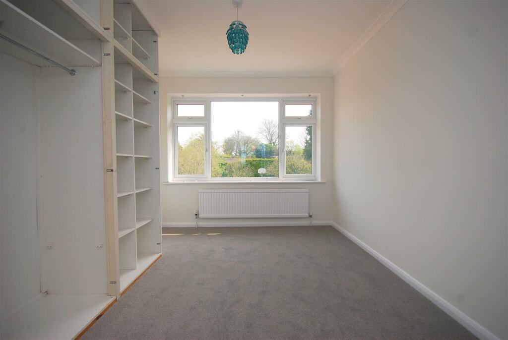 Bedroom 3.jpg