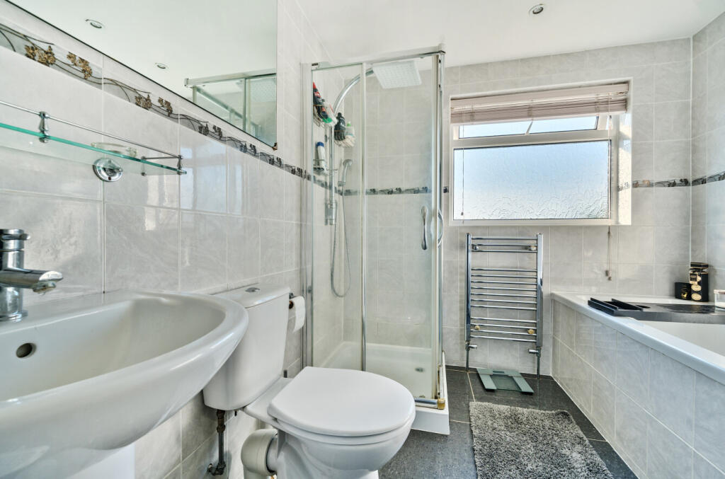 6-682236caa8428-1...