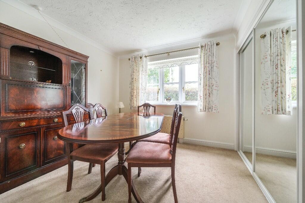 2nd Bedroom / Dining