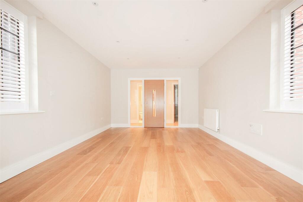 11RoseCourt-5-2.jpg
