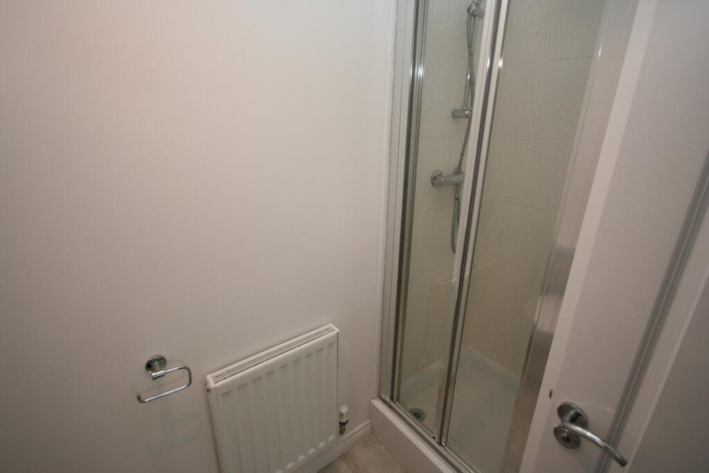 Shower Room En-suite
