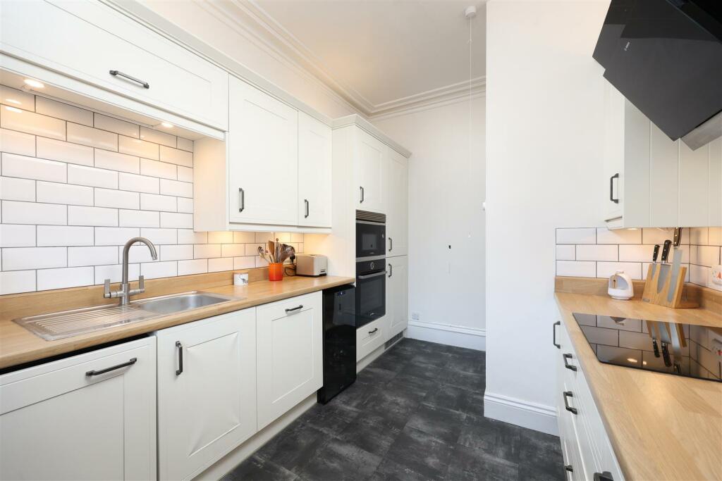 42B Downleaze 15.JPG