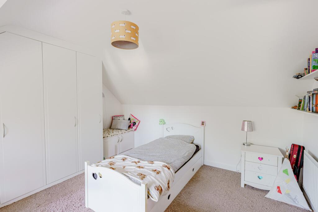 4 Haining Avenue, Dumfries, DG1 3FY - Braidwoods S