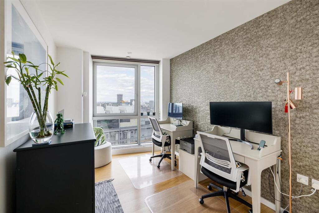 Fairmont Avenue, E14