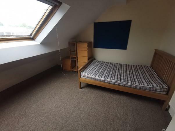 bedroom 33.jpg