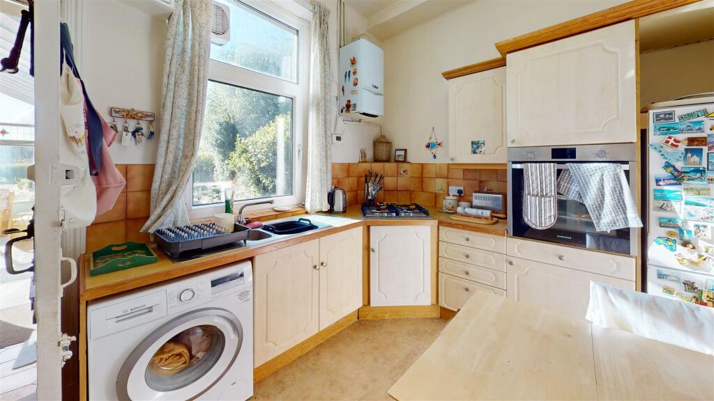 Pendle-View-Kitchen.jpg