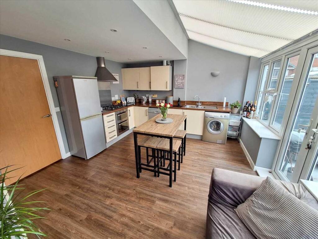 Kitchen/Ding Room