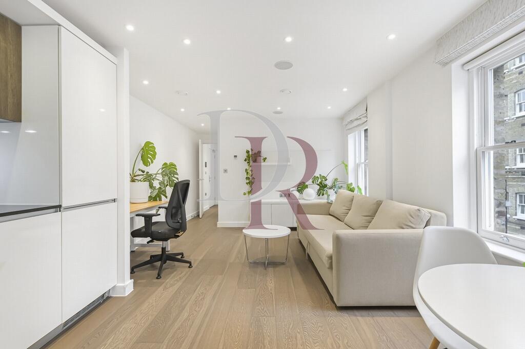 RECEPTION &amp; KITCHEN