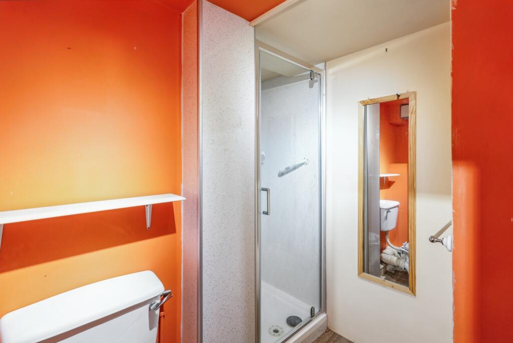 Flat 4, 2 Park Place, Knaresborough, North Yorkshire, HG5 0ER