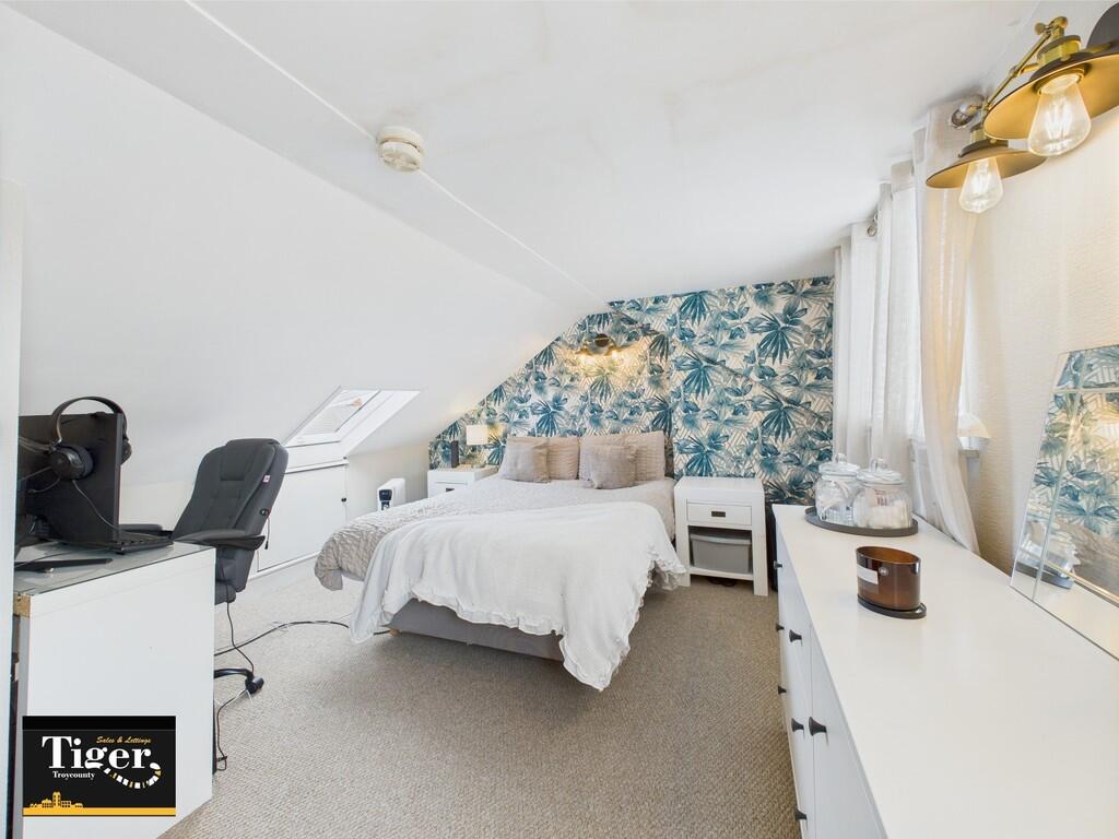 CAM03440G0-PR0311...