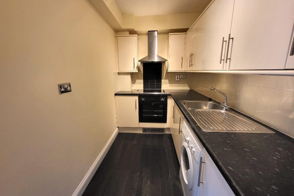 Modern Kitchen 