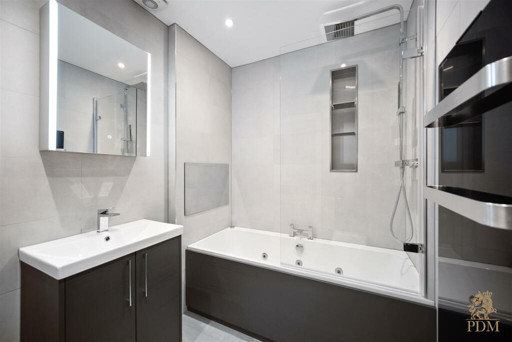 Apt 7 33 Long Row Nottingham NG1 2DR