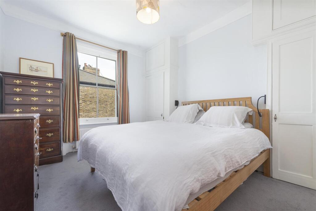 52144 Hi res (3).jpg