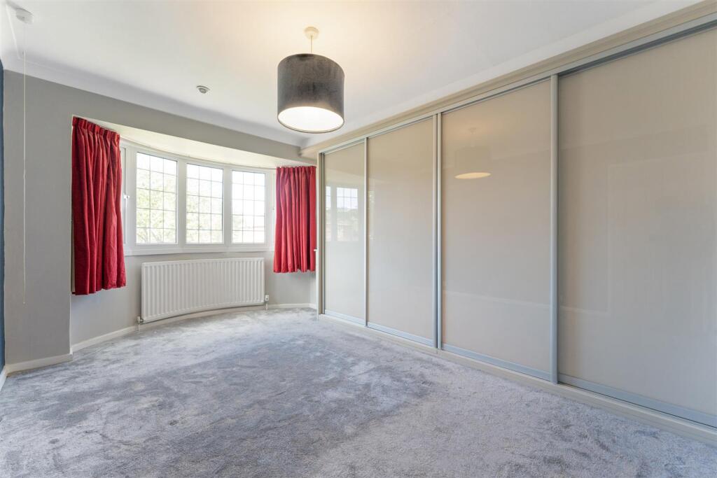 93, Henley Crescent Solihull, B91 2JH_9.jpg