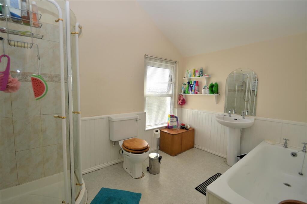 517 Gloucester Road (6).jpg