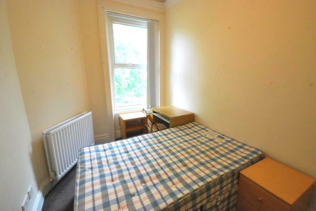 21 fern ave6