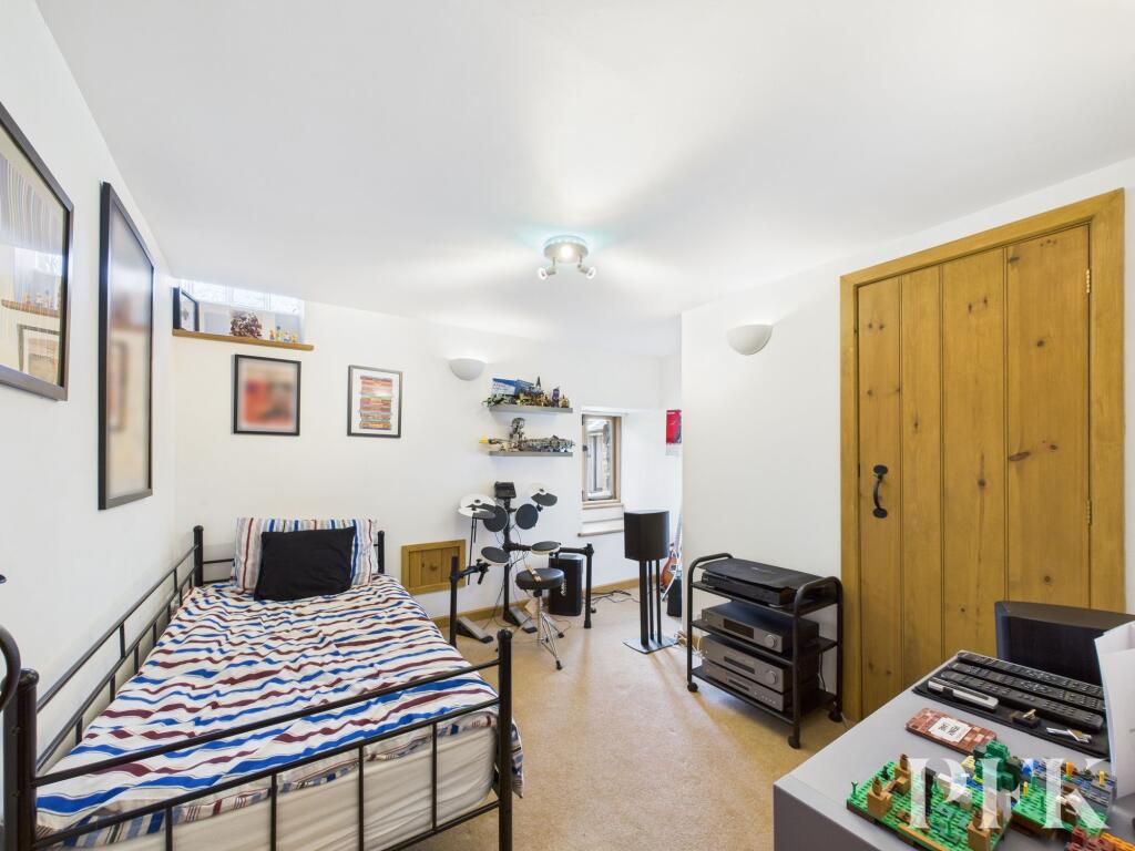 Low Fold Barn - Bedroom 2