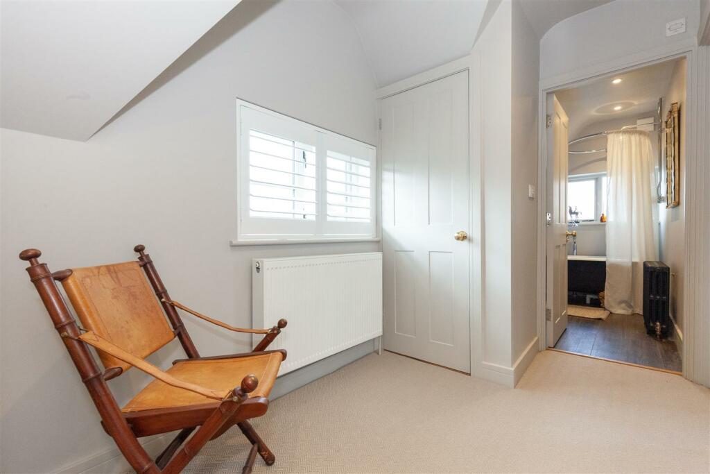 First Floor Landing.jpg