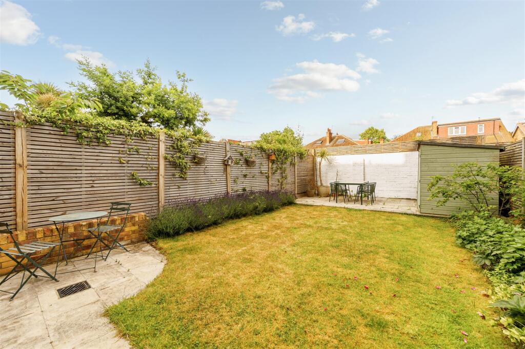 96 Goldsmith Avenue-7.jpg