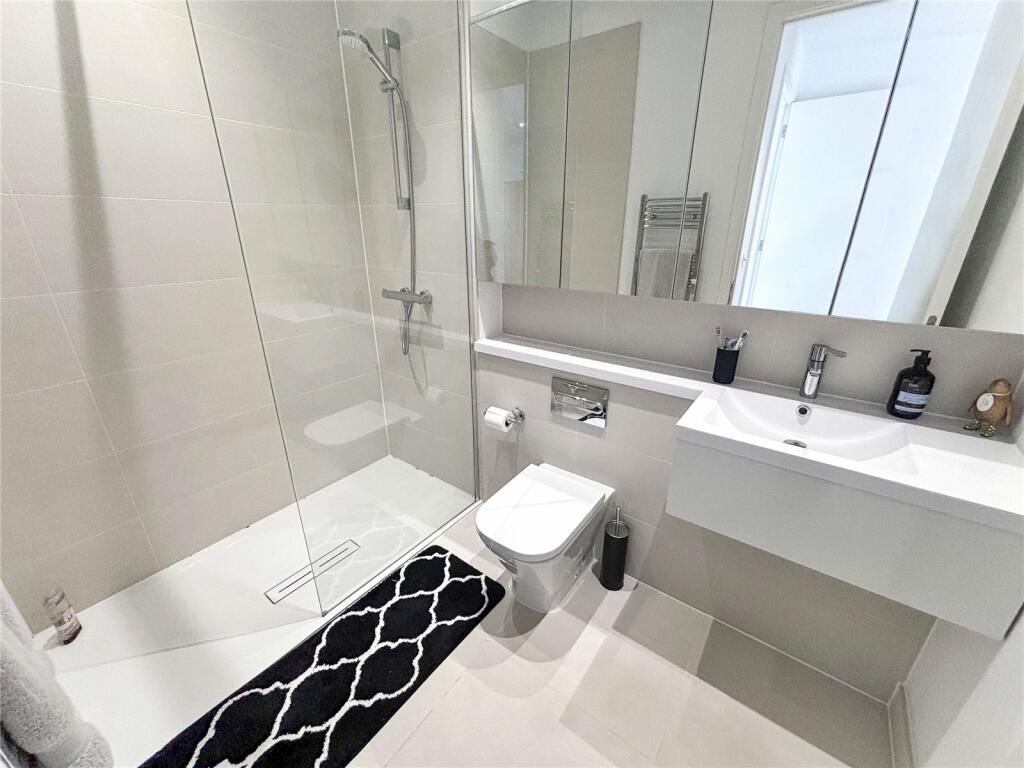 Bedroom One En-Suite