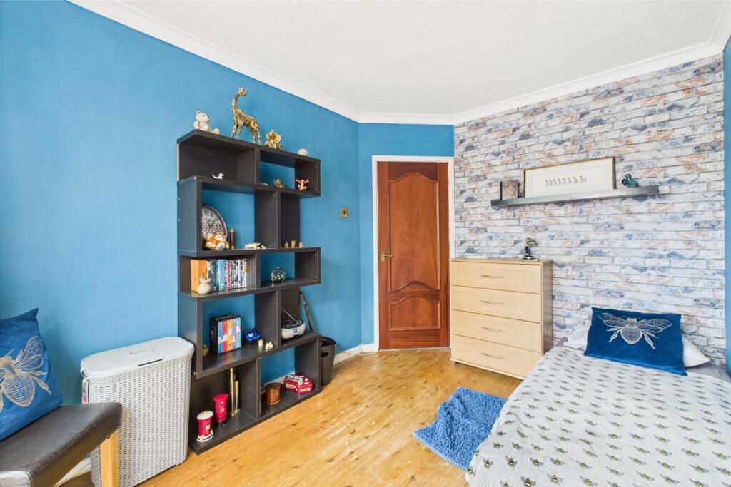 CAM03162G0-PR0265-STILL014