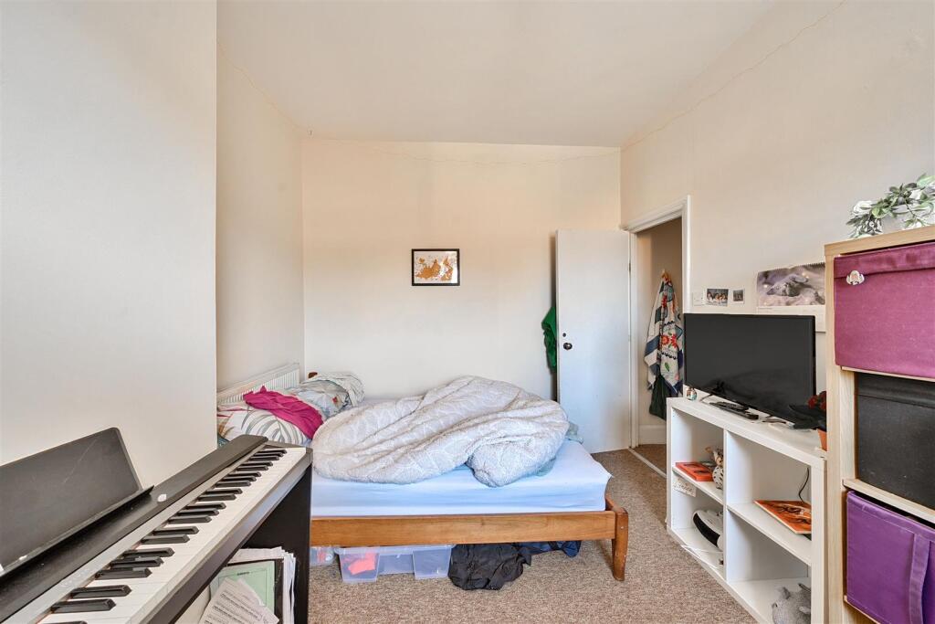 214 Cheltenham Road, Cotham, Bristol, BS6 5QU | Fr